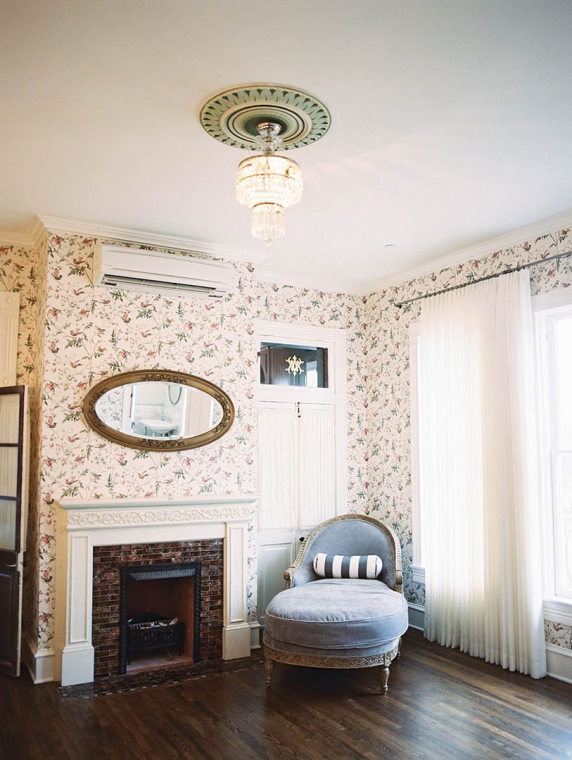 bridal suite at woodbine mansion